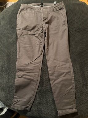41 Hawthorn Women’s grey Chino Pants